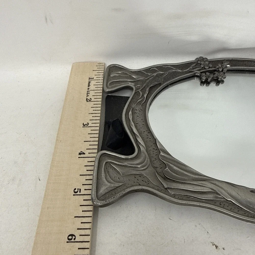 VTG LADY IN THE LAKE FRAME BRASS 10